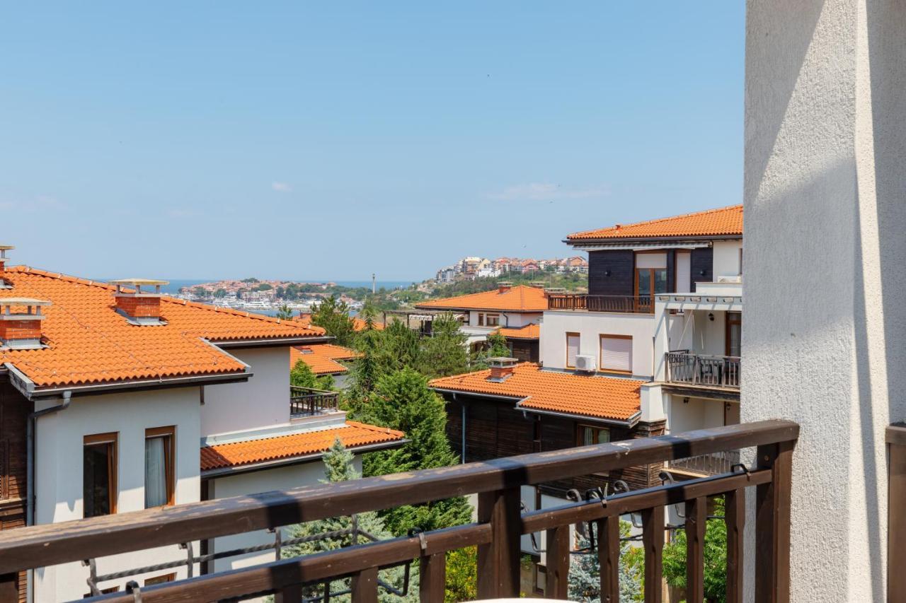 Luxury Apartment With Amazing Views โซโซโปล ภายนอก รูปภาพ