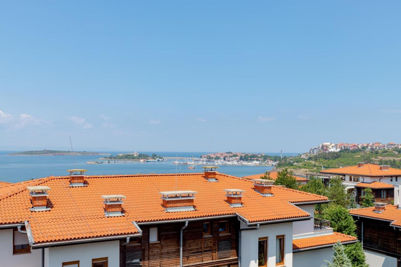 Luxury Apartment With Amazing Views โซโซโปล ภายนอก รูปภาพ